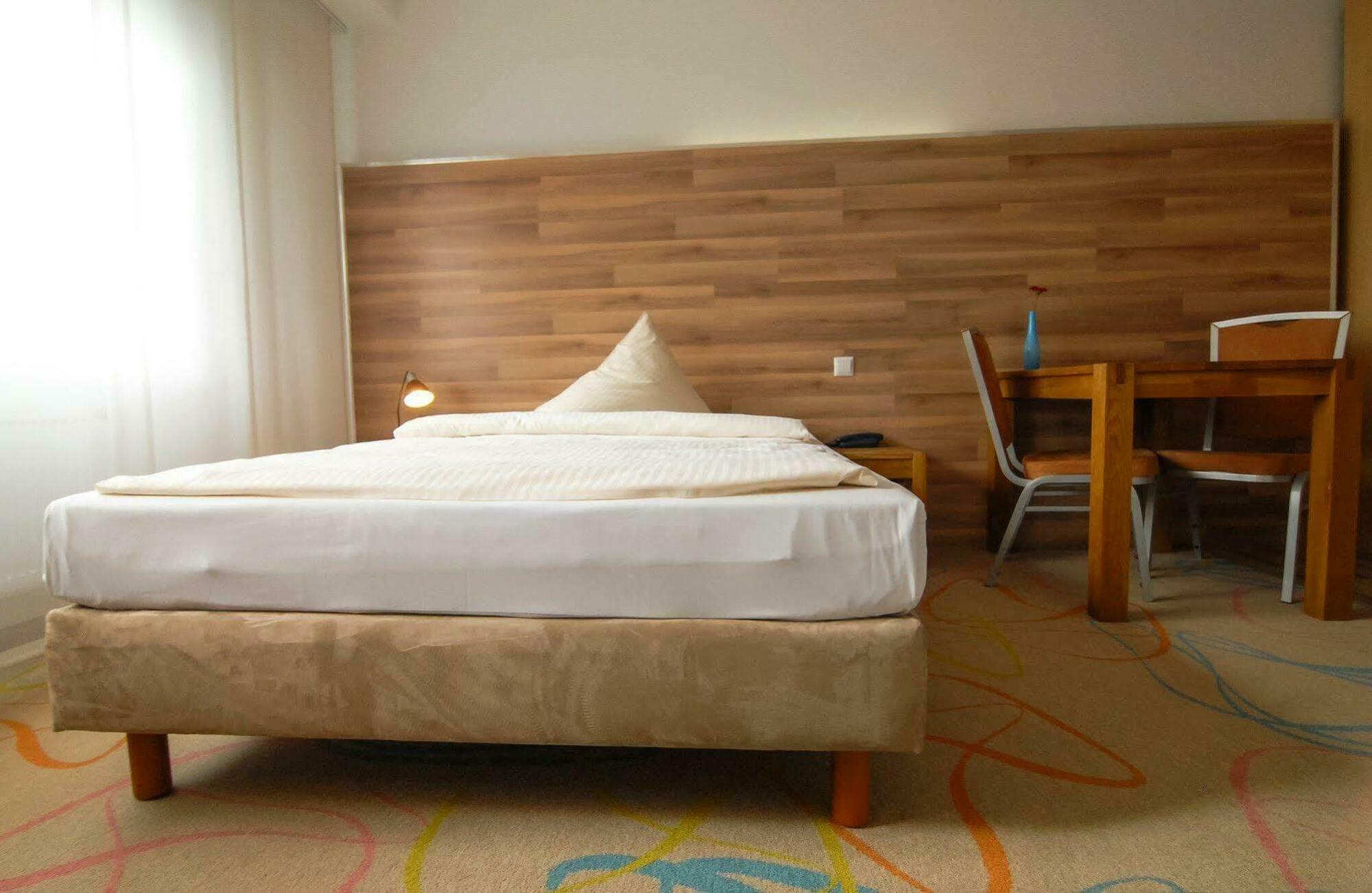 Petul Apart Hotel City Garden エッセン エクステリア 写真